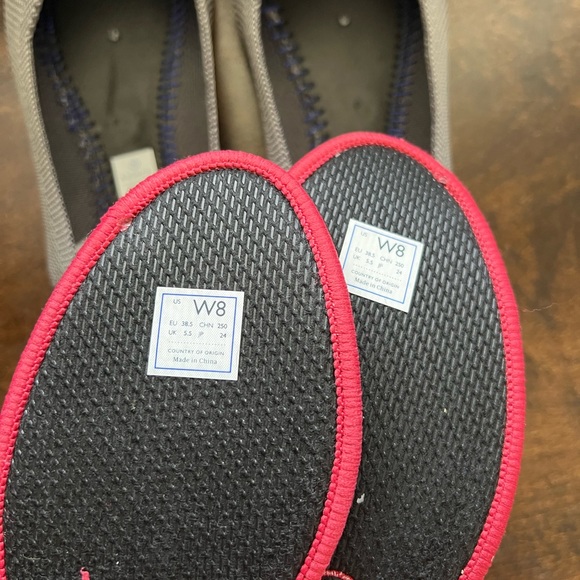 Rothys Women's The Flat Round Toe Size 8 Charcoal Gray Birdseye Red Insole - Picture 5 of 7